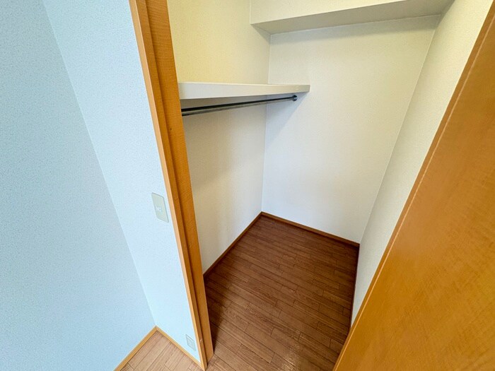 物件内観写真15　(収納)