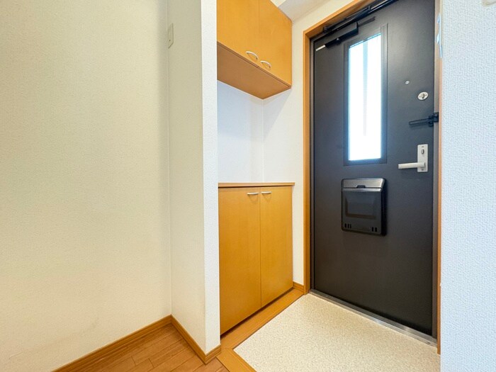 物件内観写真19　(靴箱)