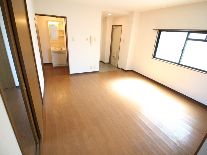 物件内観写真10　(居室)