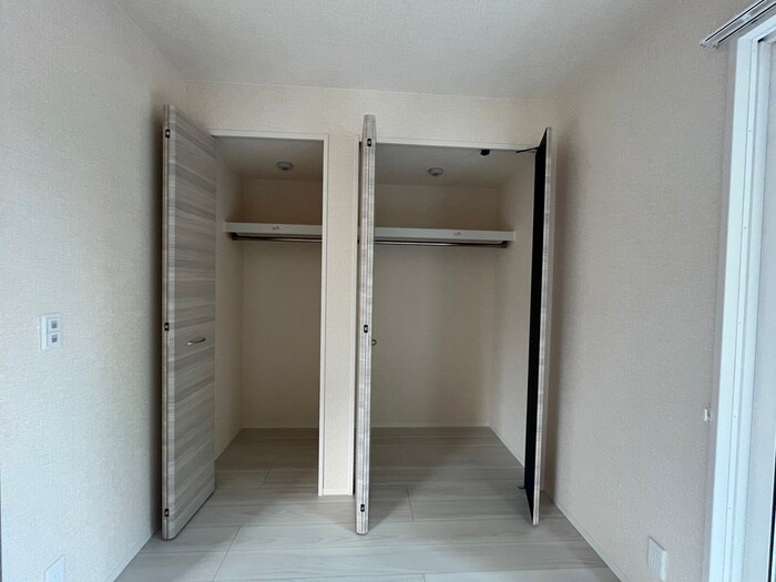 物件内観写真12　(収納)