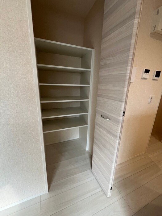 物件内観写真14　(収納)