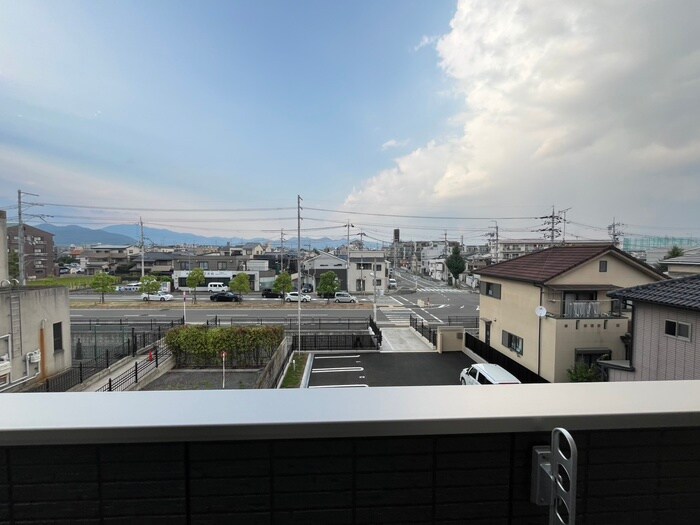 物件内観写真17　(室内からの展望)