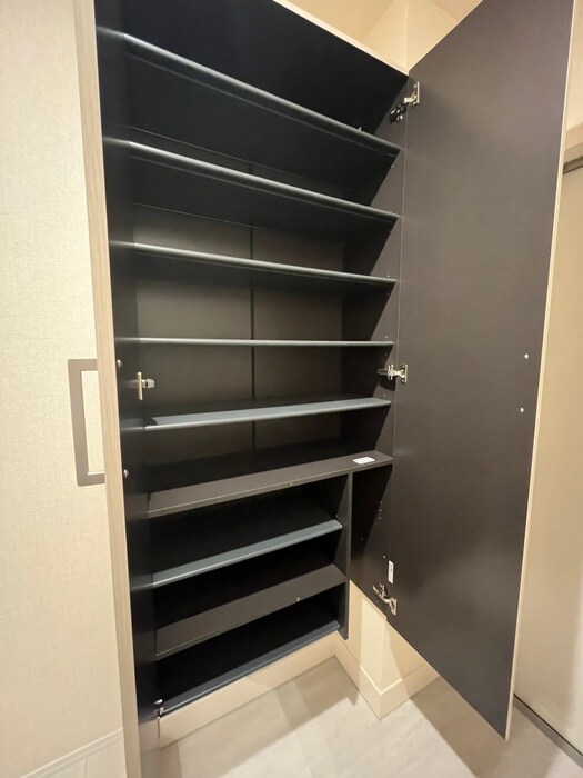 物件内観写真19　(靴箱)