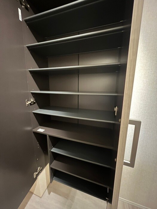 物件内観写真19　(靴箱)