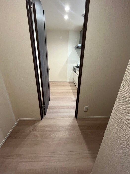 物件内観写真19　(廊下)