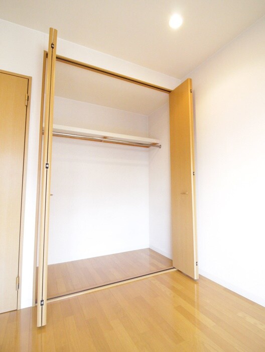 物件内観写真10　(収納)