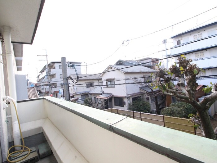 物件内観写真16　(室内からの展望)