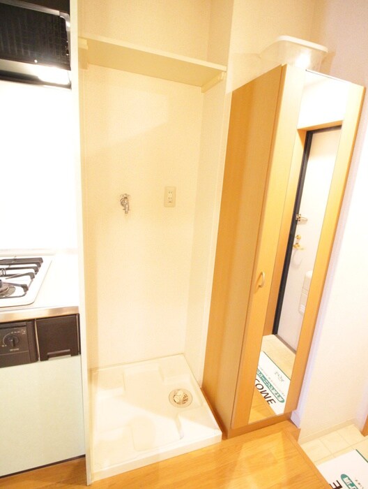 物件内観写真19　(洗濯機置場)