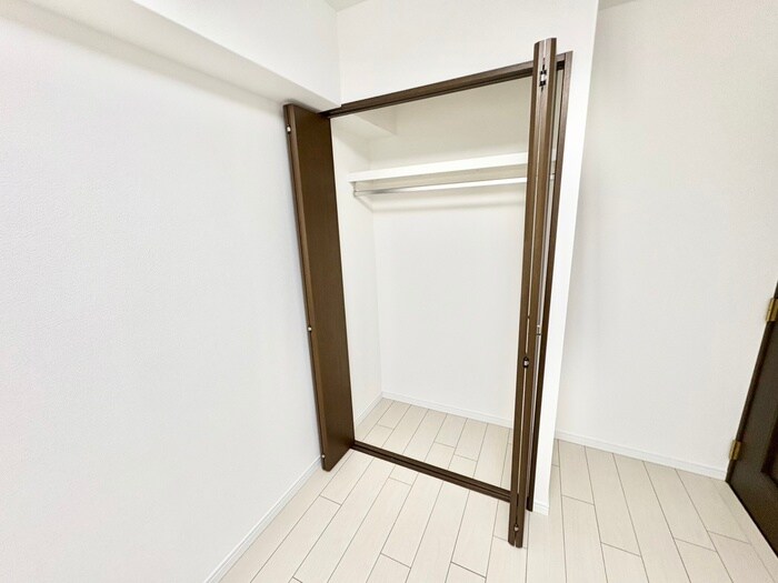 物件内観写真15　(収納)