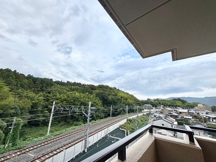 物件内観写真22　(室内からの展望)