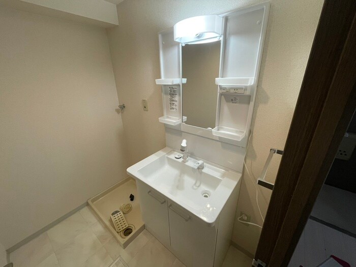 物件内観写真10　(洗面)