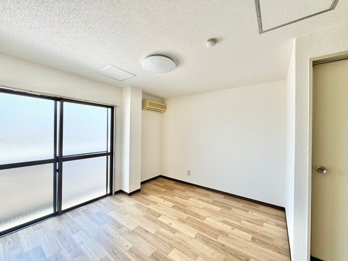 物件内観写真15　(居室)