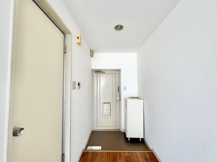 物件内観写真20　(玄関)