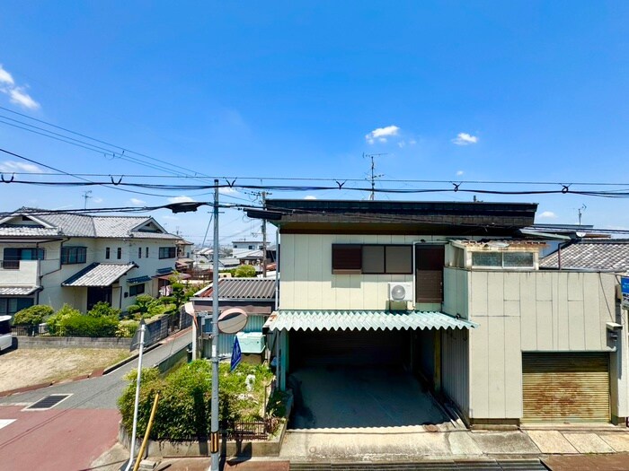 物件内観写真22　(室内からの展望)