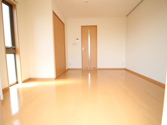 物件内観写真5　(居室)