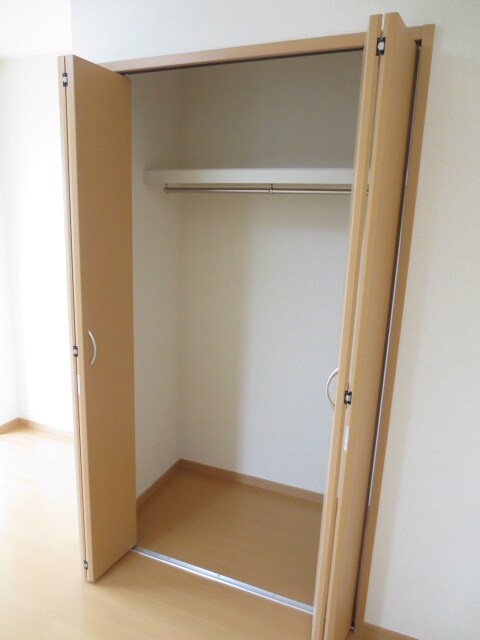 物件内観写真13　(収納)