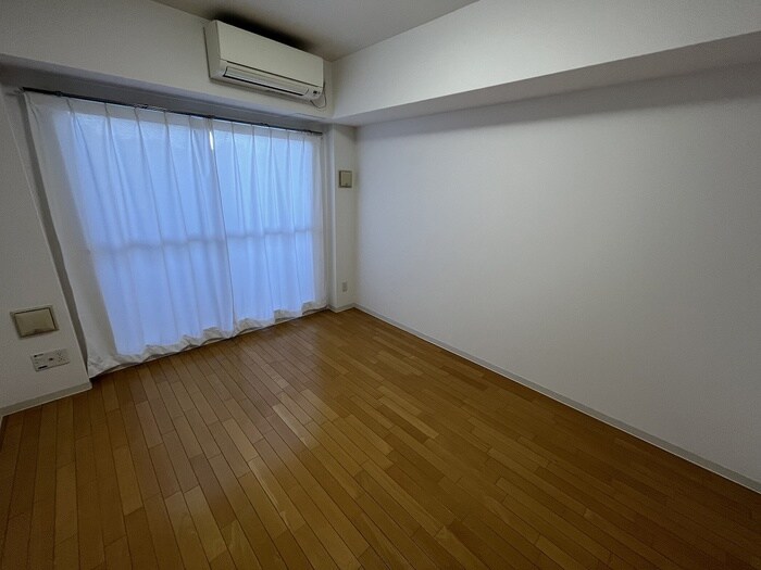 物件内観写真12　(居室)