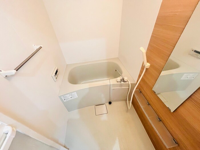 物件内観写真10　(バス／シャワールーム等)