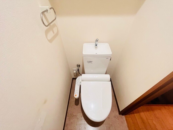 物件内観写真11　(トイレ)