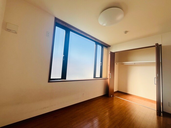 物件内観写真13　(居室)