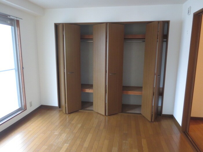 物件内観写真16　(収納)