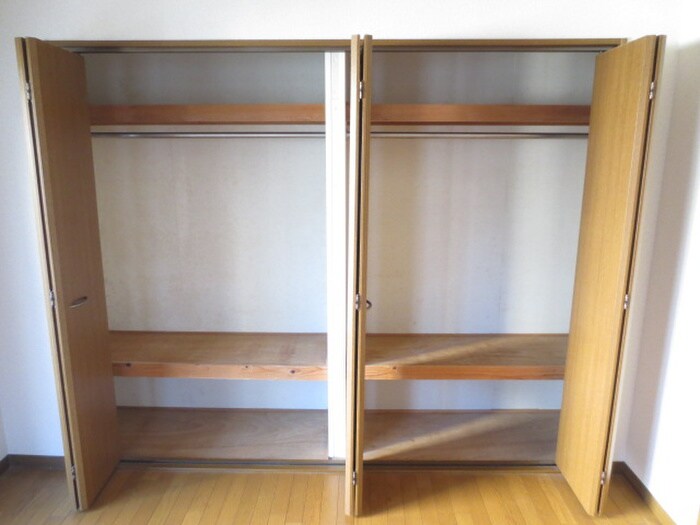 物件内観写真18　(収納)