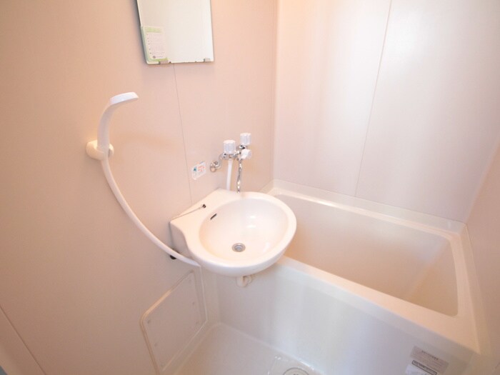 物件内観写真10　(バス／シャワールーム等)