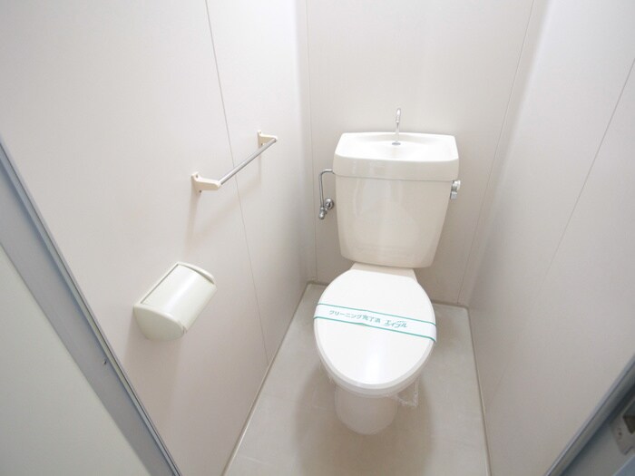 物件内観写真11　(トイレ)