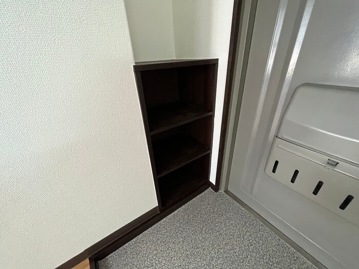 物件内観写真16　(靴箱)