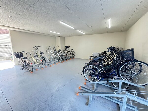 駐輪場