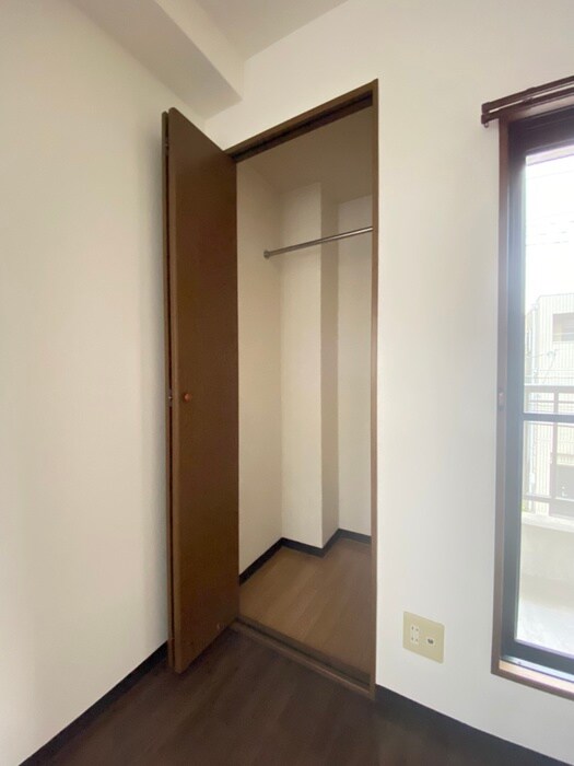 物件内観写真13　(収納)