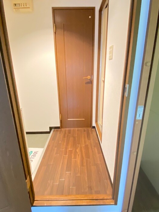 物件内観写真21　(廊下)