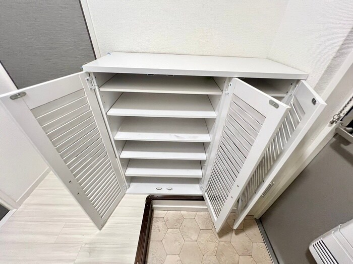 物件内観写真18　(靴箱)