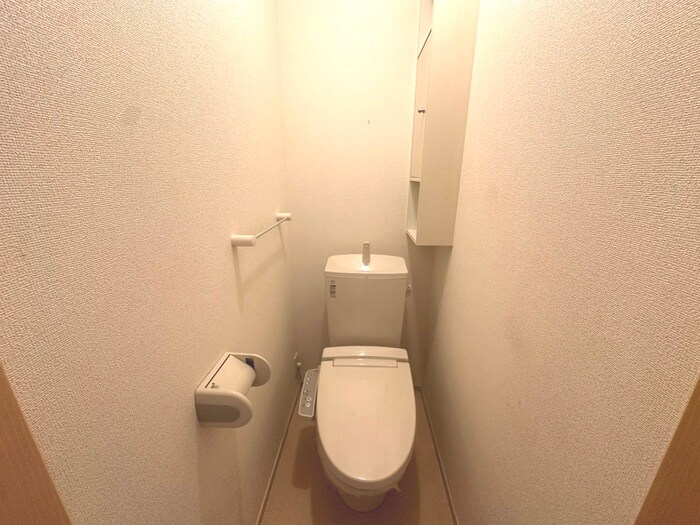 物件内観写真11　(トイレ)