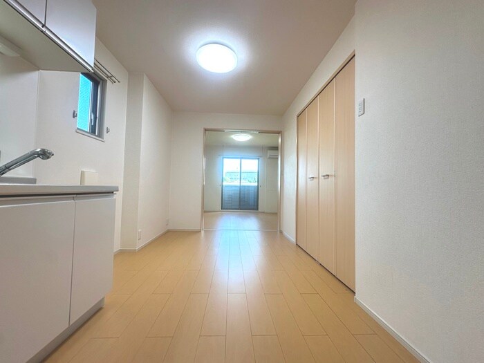 物件内観写真12　(居室)