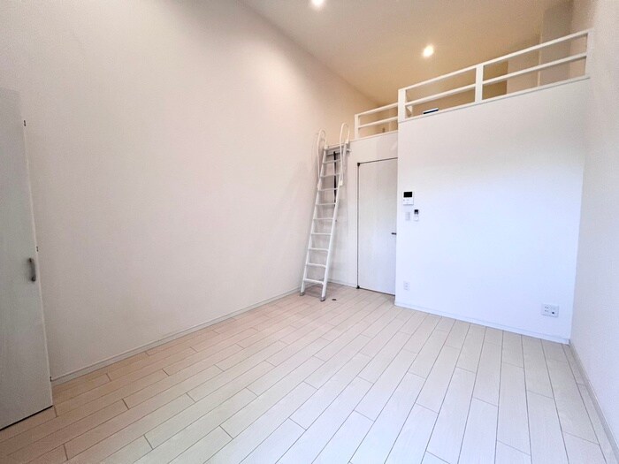 物件内観写真9　(居室)