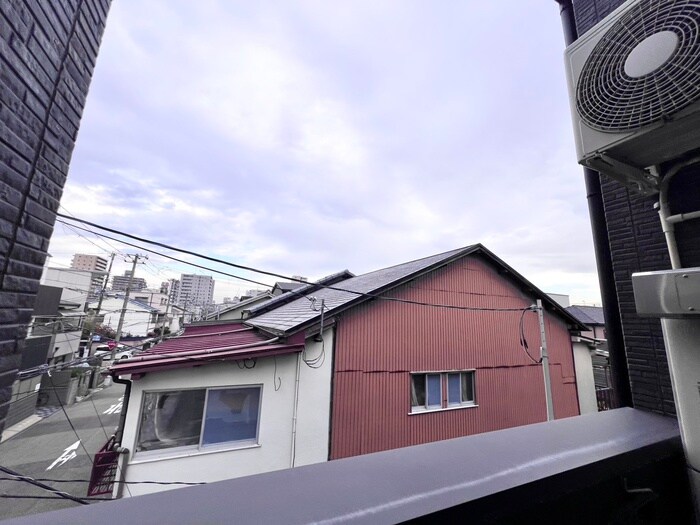 物件内観写真21　(室内からの展望)