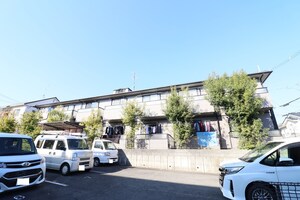プレミアメゾン東みのお外観写真