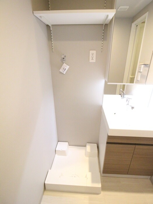 物件内観写真12　(洗濯機置場)