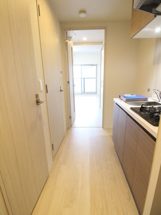 物件内観写真16　(廊下)