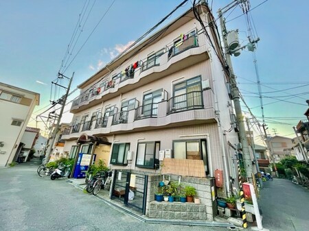 ＲＡＪＡＨ　ＣＬＵＢ０２外観写真