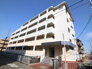 メゾン武庫之荘３番館外観写真