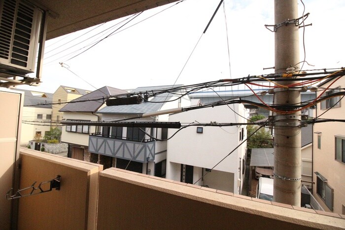 物件内観写真17　(室内からの展望)