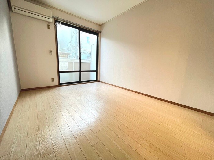 物件内観写真19　(居室)