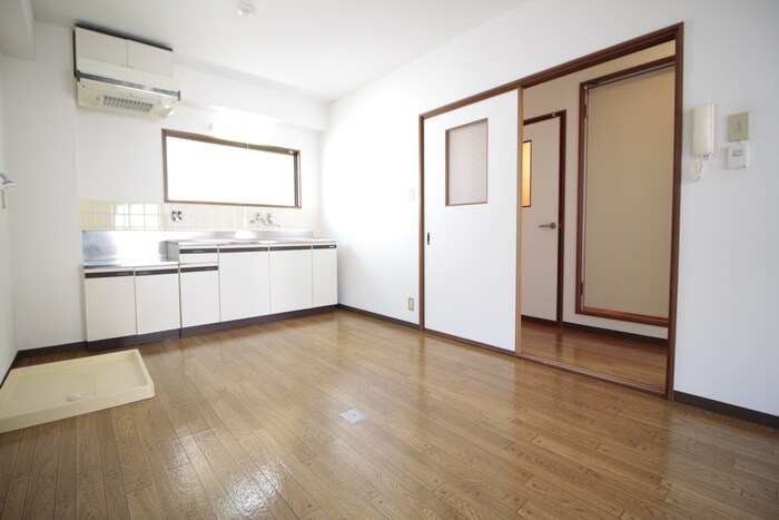 物件内観写真8　(居室)