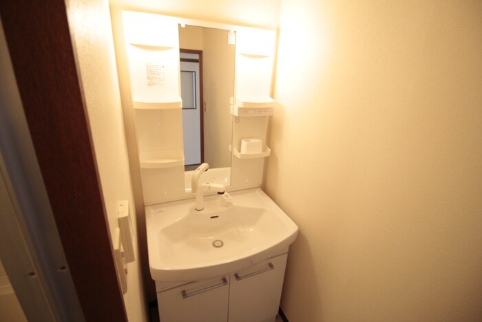 物件内観写真11　(洗面)