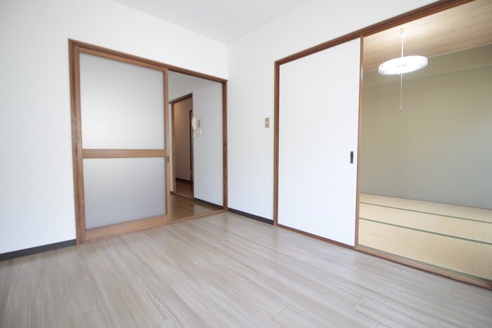 物件内観写真18　(居室)