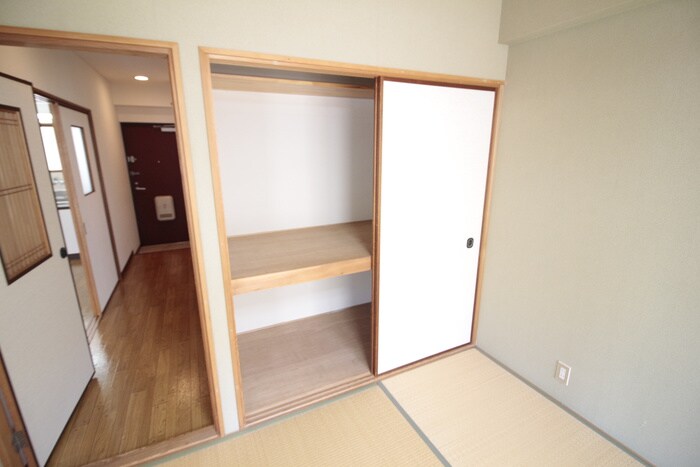 物件内観写真19　(収納)