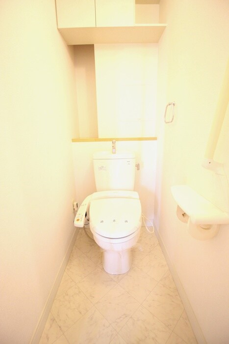 物件内観写真14　(トイレ)