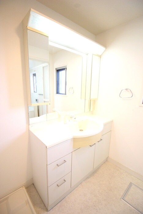 物件内観写真15　(洗面)